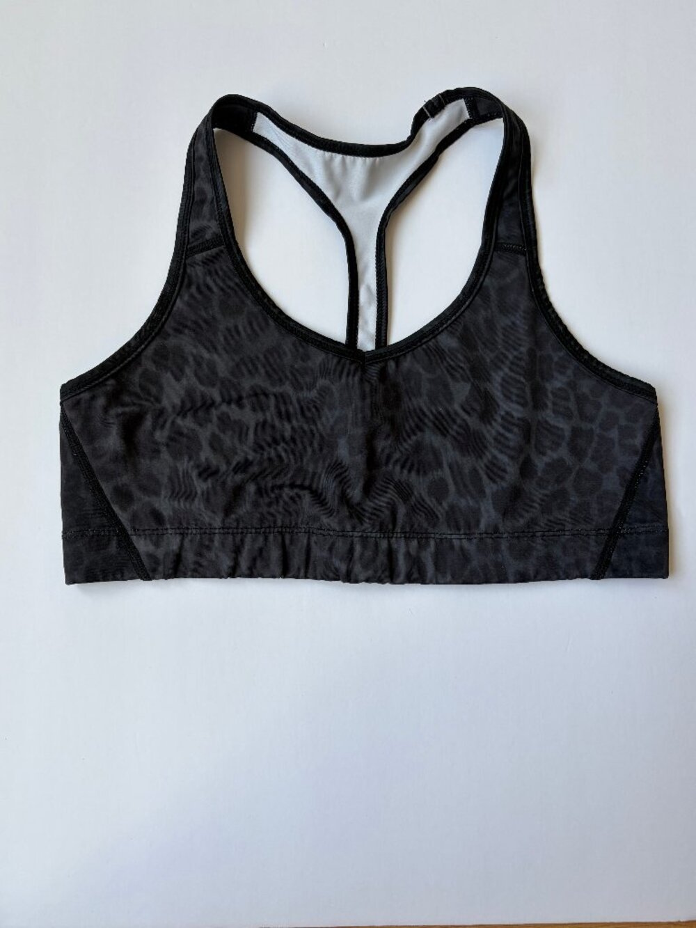 Vie Active Hannah Sports Bra Black Leopard Print